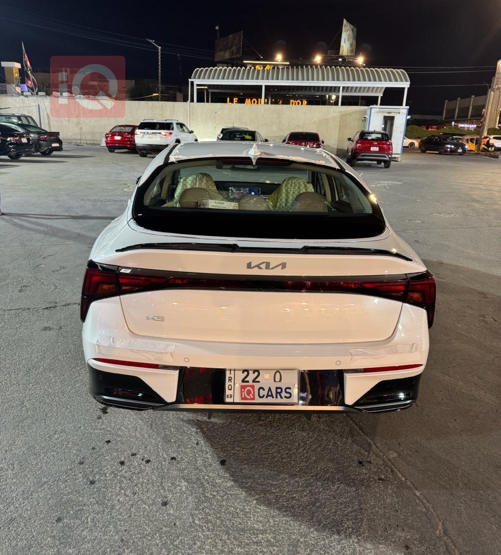 كيا K5